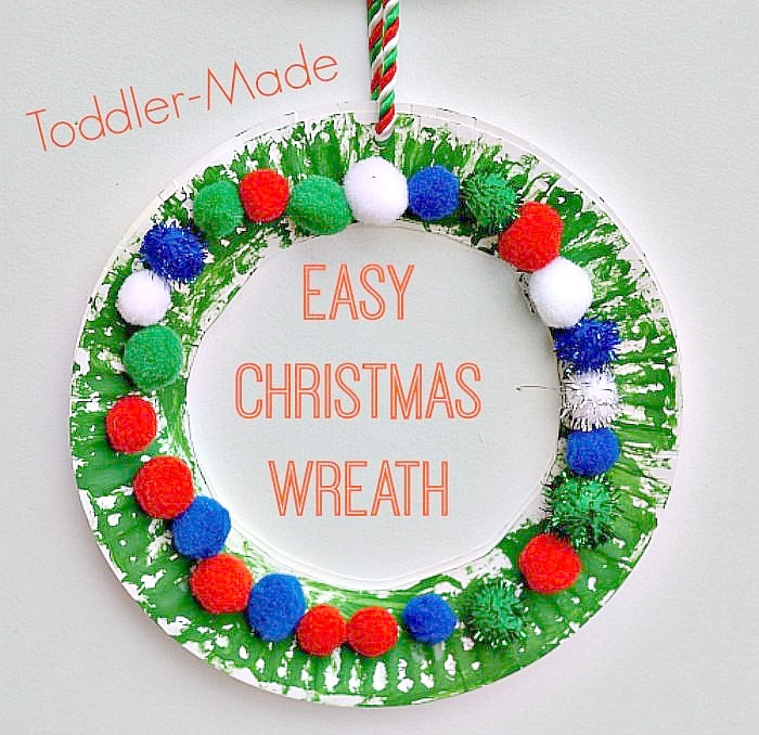 Christmas Crafts for Kids : Easy Christmas Wreath for toddlers